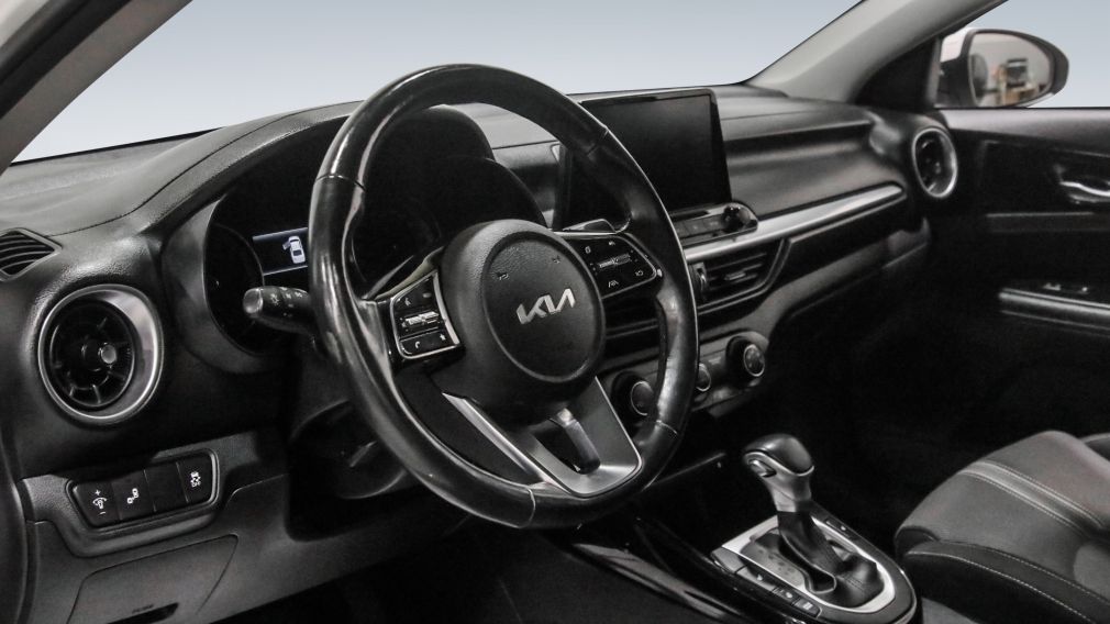 Kia Forte EX 2022 d&rsquo;occasion à vendre - 9