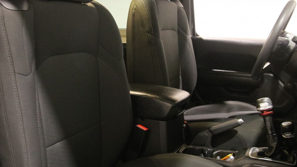 Jeep Wrangler Sport 2022 d&rsquo;occasion à vendre - 18