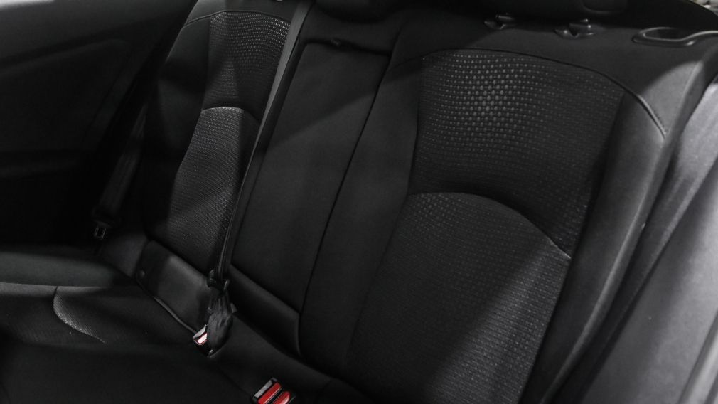Toyota Prius AWD-e 2020 d&rsquo;occasion à vendre - 19