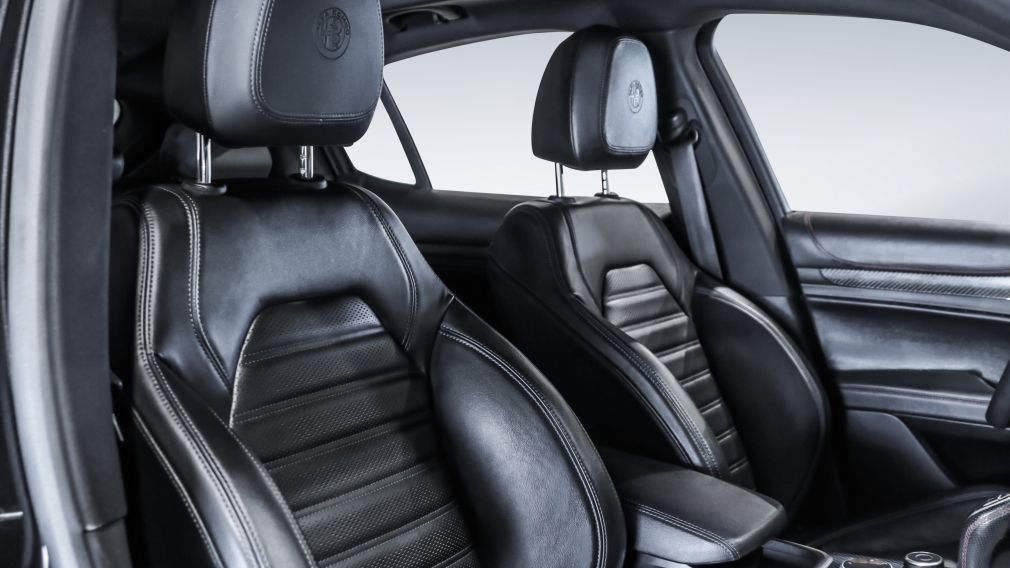 Alfa Romeo Stelvio Estrema 2023 d&rsquo;occasion à vendre - 22