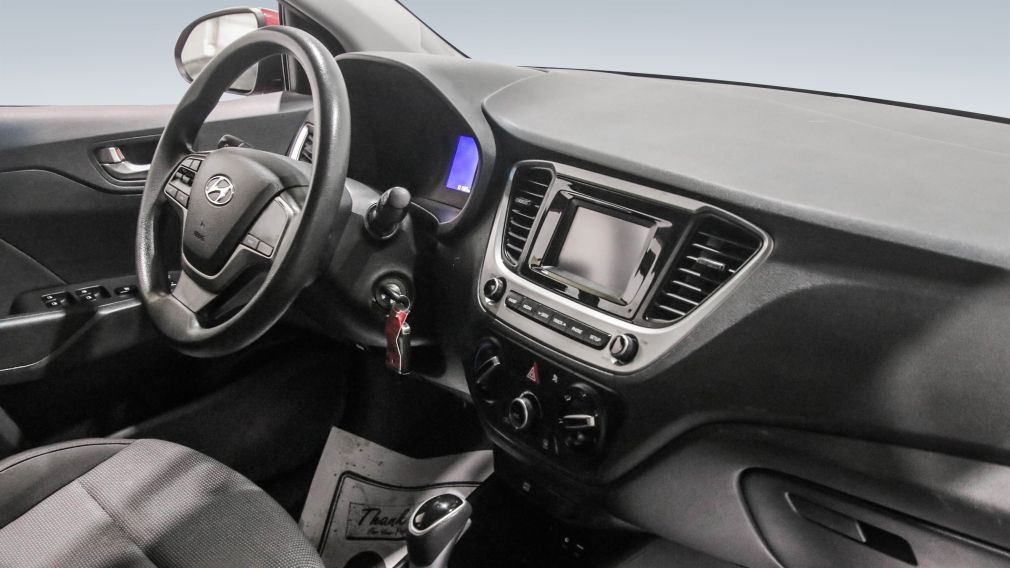 Hyundai Accent Essential w/Comfort Package 2020 d&rsquo;occasion à vendre - 23