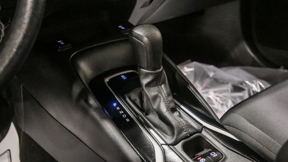 Toyota Corolla LE 2021 d&rsquo;occasion à vendre - 17