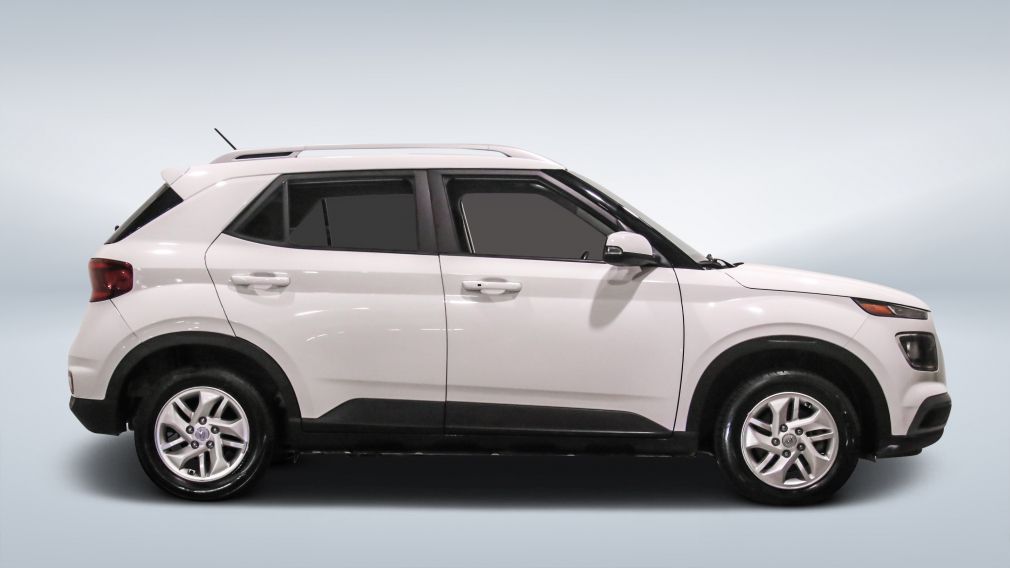 Hyundai Venue Preferred 2023 d&rsquo;occasion à vendre - 8