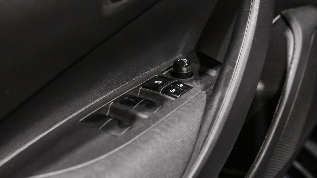 Toyota Corolla LE 2022 d&rsquo;occasion à vendre - 11