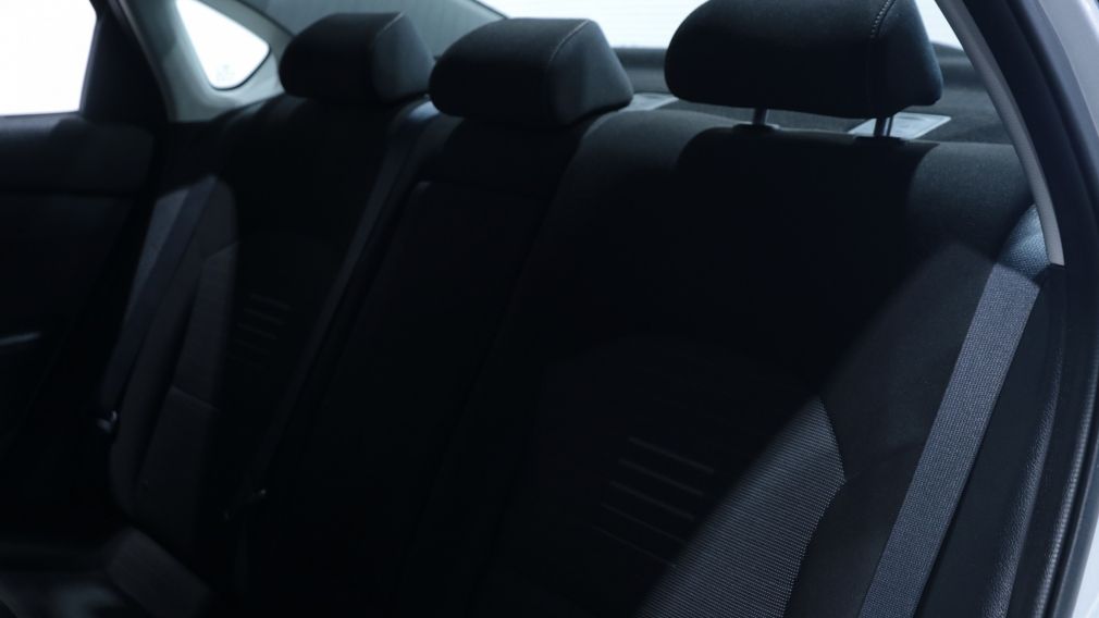 Kia Forte EX 2020 d&rsquo;occasion à vendre - 18