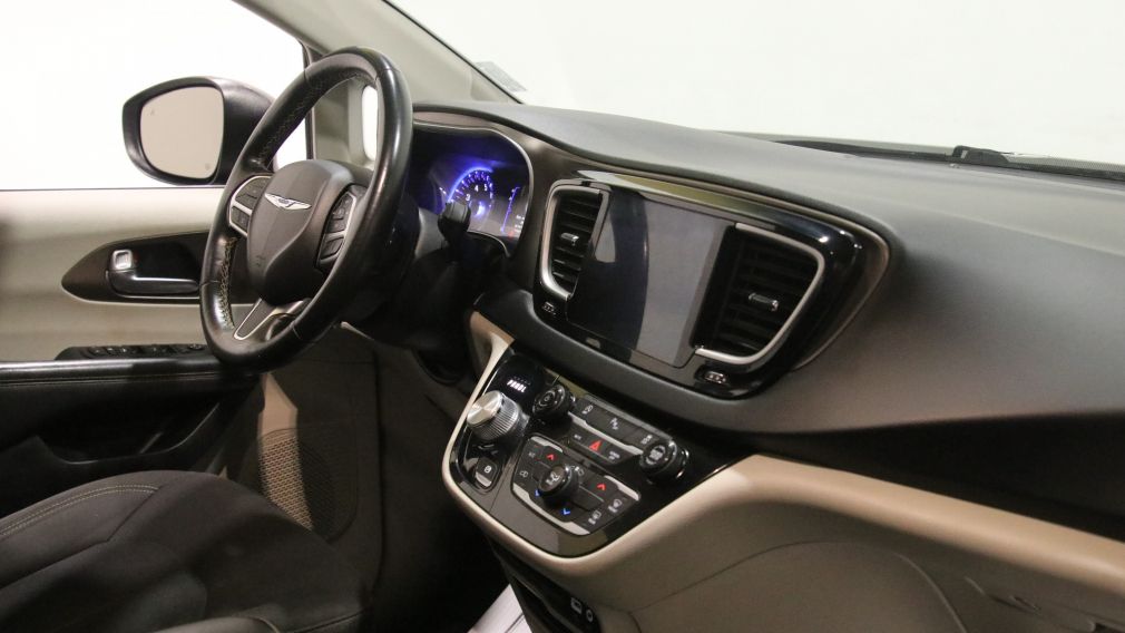 Chrysler Pacifica LX 2020 d&rsquo;occasion à vendre - 23