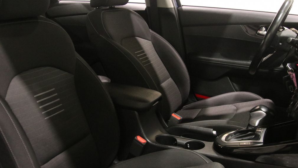 Kia Forte EX 2021 d&rsquo;occasion à vendre - 24