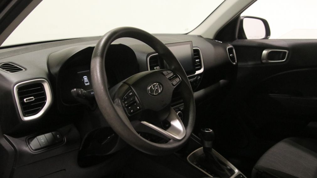 Hyundai Venue Essential 2023 d&rsquo;occasion à vendre - 9