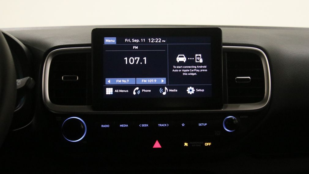 Hyundai Venue Essential 2023 d&rsquo;occasion à vendre - 18