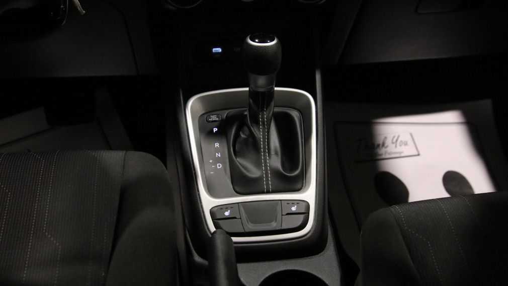 Hyundai Venue Essential 2023 d&rsquo;occasion à vendre - 20