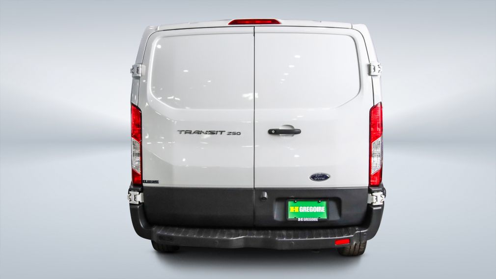 Ford TRANSIT T-250 148&Prime; Low Rf 9000 GVWR Swing-Out RH Dr 2019 à vendre à Donnacona - 5