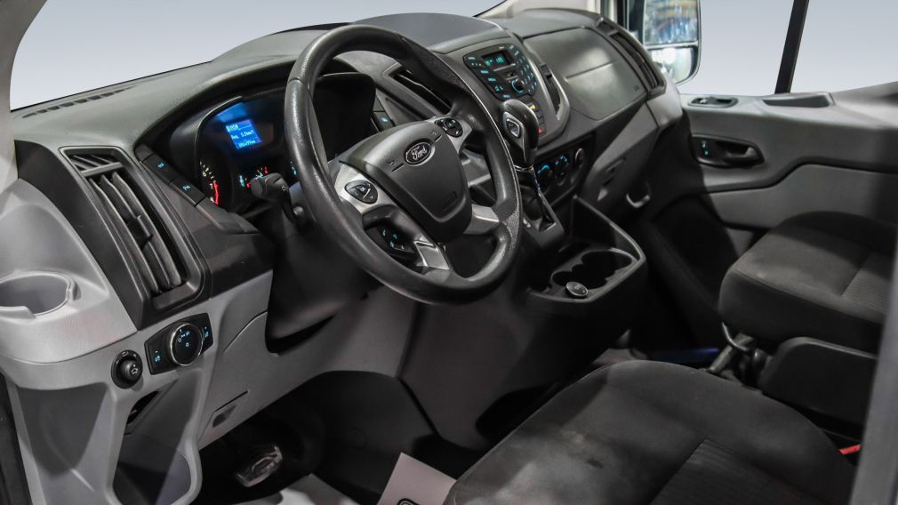 Ford TRANSIT T-250 148&Prime; Low Rf 9000 GVWR Swing-Out RH Dr 2019 à vendre à Donnacona - 16