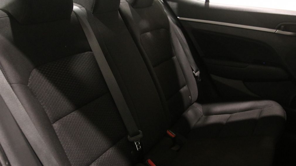 Hyundai Elantra Preferred 2019 d&rsquo;occasion à vendre - 23