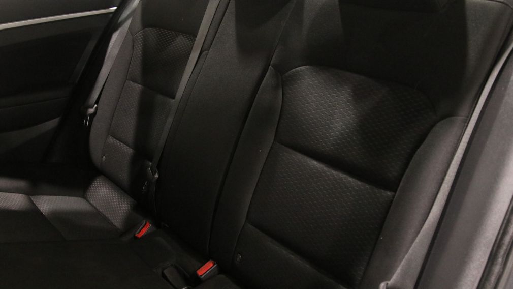 Hyundai Elantra Preferred 2019 d&rsquo;occasion à vendre - 22