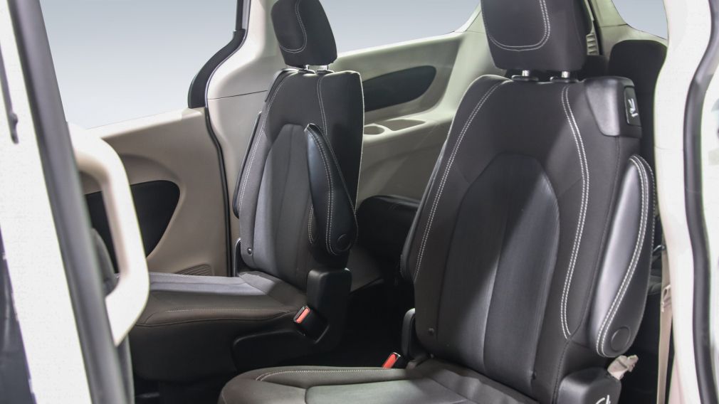 Chrysler Grand Caravan SXT 2022 d&rsquo;occasion à vendre - 19