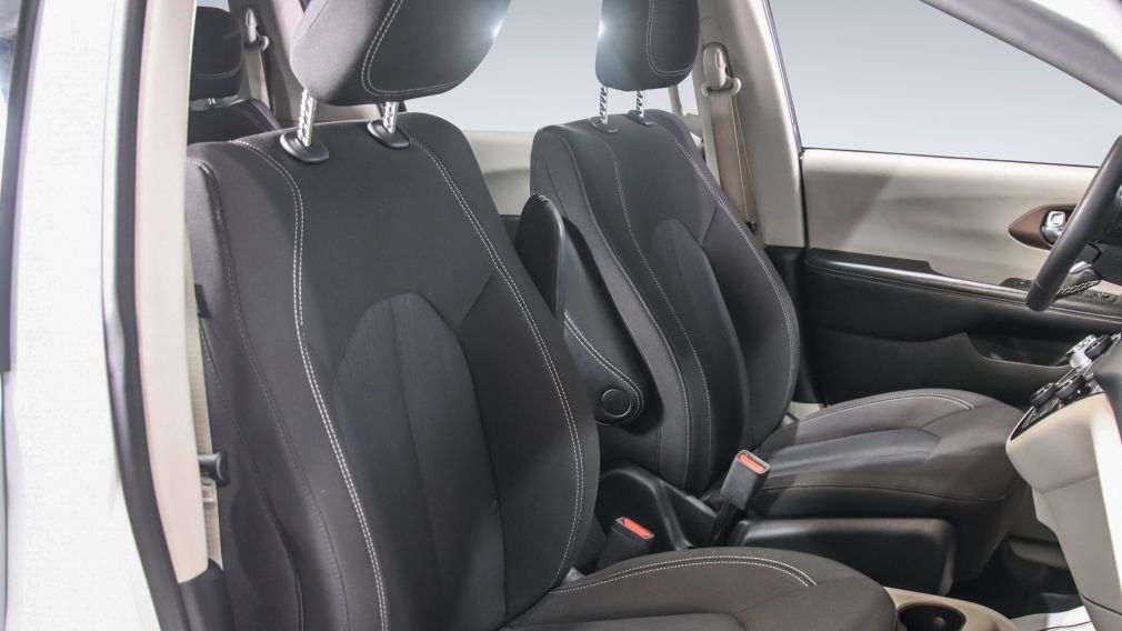 Chrysler Grand Caravan SXT 2022 d&rsquo;occasion à vendre - 24