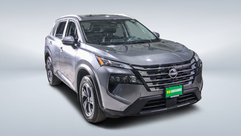 Nissan Rogue SV Moonroof