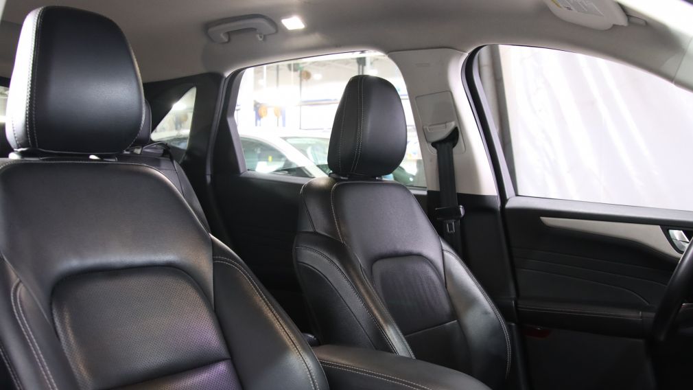 Ford Escape SEL Plug-In Hybrid 2022 d&rsquo;occasion à vendre - 22