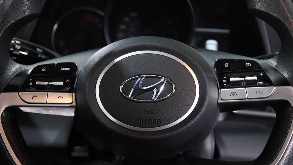 Hyundai Elantra Essential 2022 d&rsquo;occasion à vendre - 11