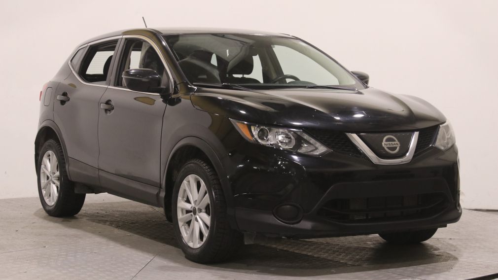 Nissan Qashqai S