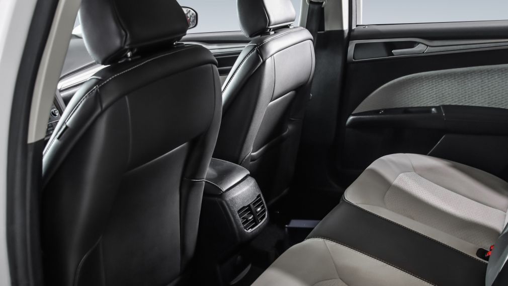 Ford Fusion SE 2020 à vendre à Donnacona - 19