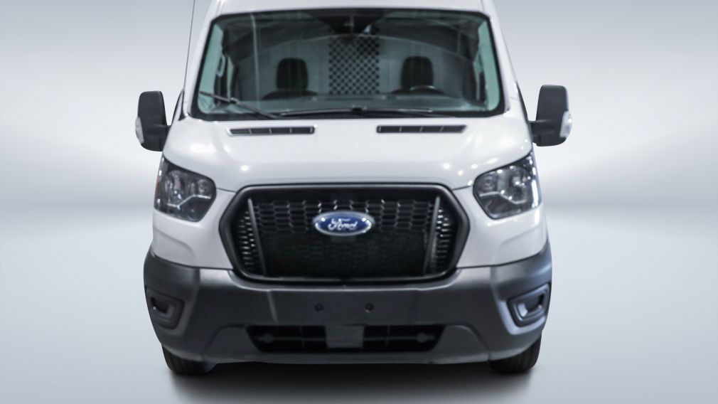 Ford TRANSIT T-250 130&Prime; Med Rf 9070 GVWR RWD 2023 d&rsquo;occasion à vendre - 2
