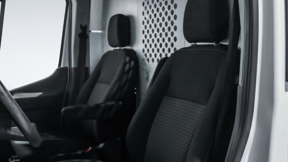 Ford TRANSIT T-250 130&Prime; Med Rf 9070 GVWR RWD 2023 d&rsquo;occasion à vendre - 11