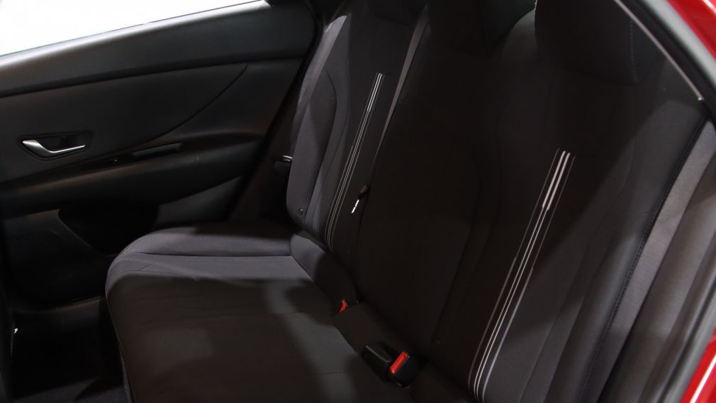 Hyundai Elantra Preferred 2021 d&rsquo;occasion à vendre - 17