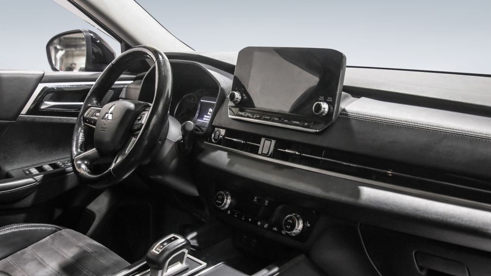 Mitsubishi Outlander LE Premium 2022 d&rsquo;occasion à vendre - 23