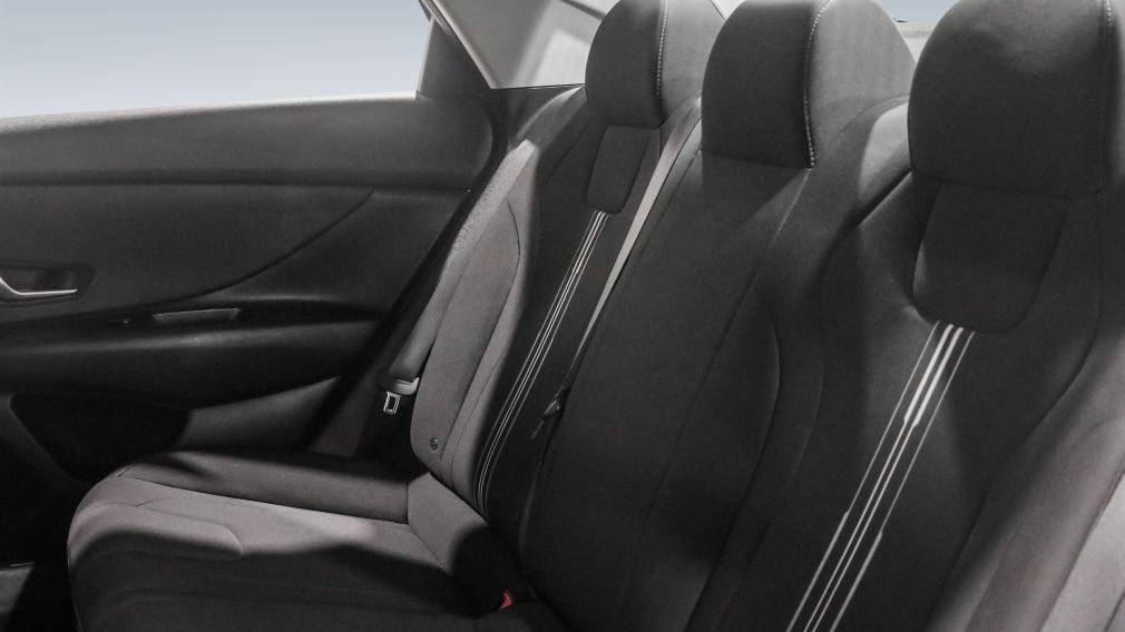 Hyundai Elantra Preferred 2022 à vendre à Trois-Rivières - 25
