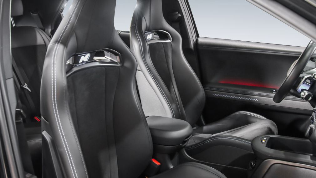 Hyundai IONIQ AWD 2025 d&rsquo;occasion à vendre - 24