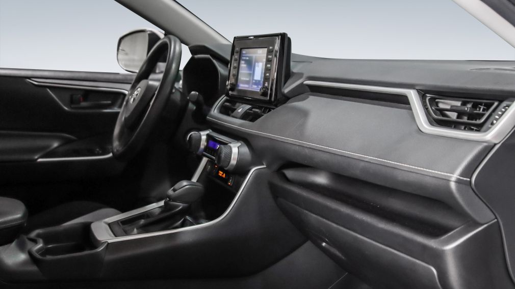 Toyota Rav 4 LE 2019 d&rsquo;occasion à vendre - 22
