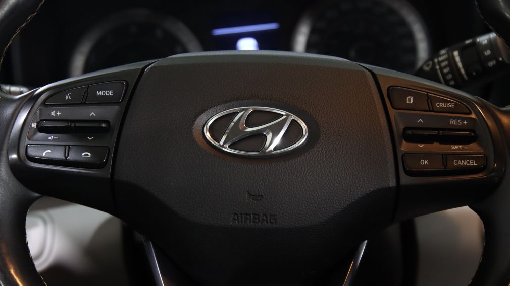 Hyundai Venue Trend w/Urban Pkg/Grey-Lime Interior 2020 d&rsquo;occasion à vendre - 11