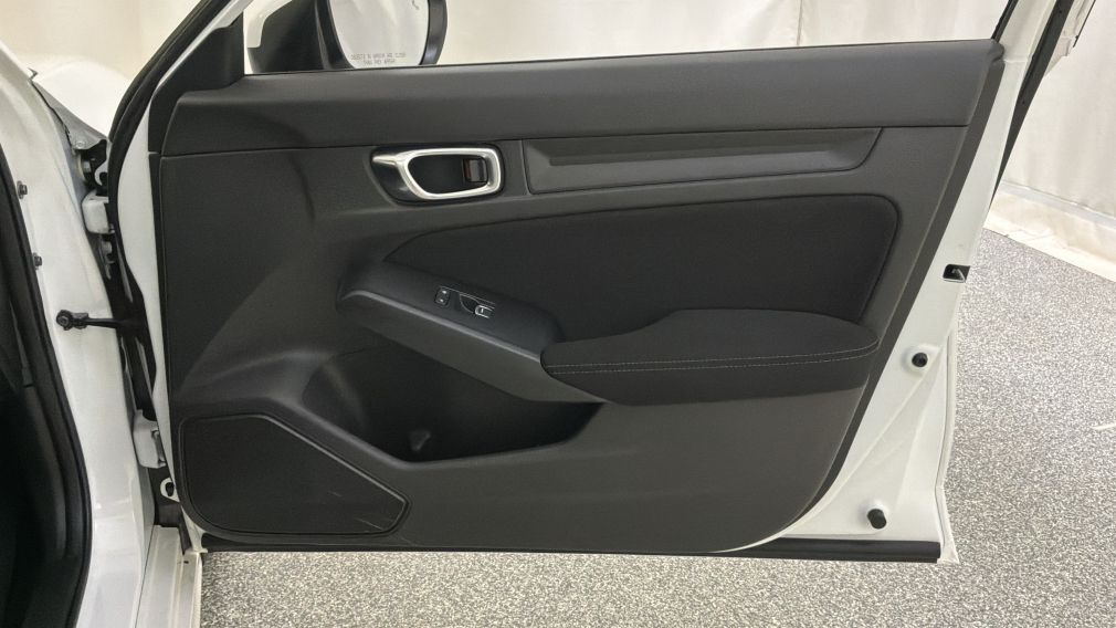 Honda Civic LX 2022 d&rsquo;occasion à vendre - 27