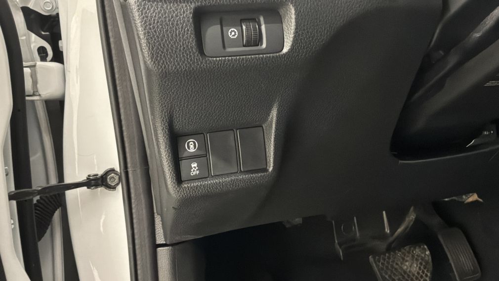 Honda Civic EX 2022 d&rsquo;occasion à vendre - 19