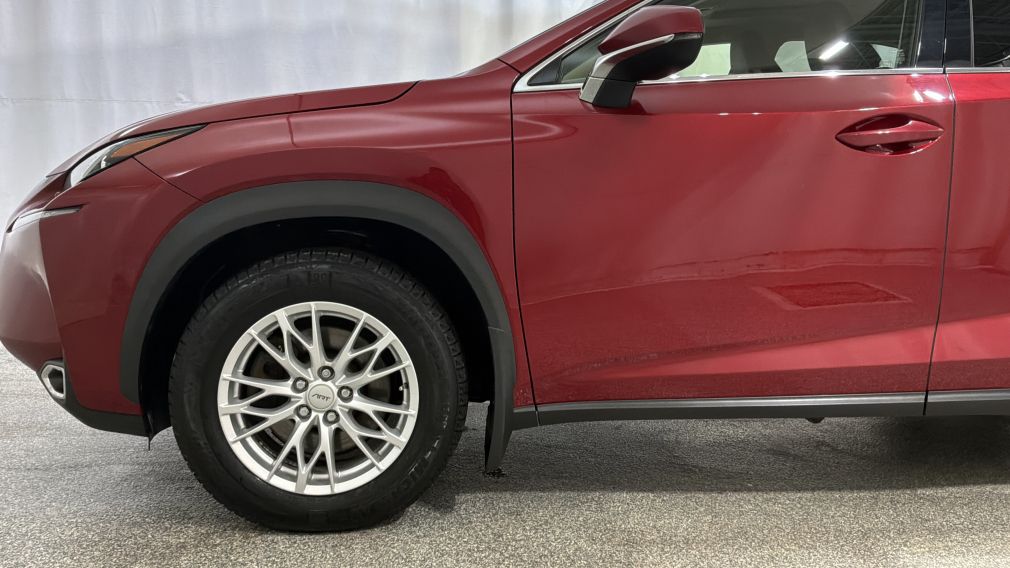 Lexus NX 200T AWD 4dr 2015 d&rsquo;occasion à vendre - 9