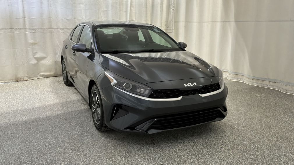 Kia Forte EX 2022 d&rsquo;occasion à vendre - 1