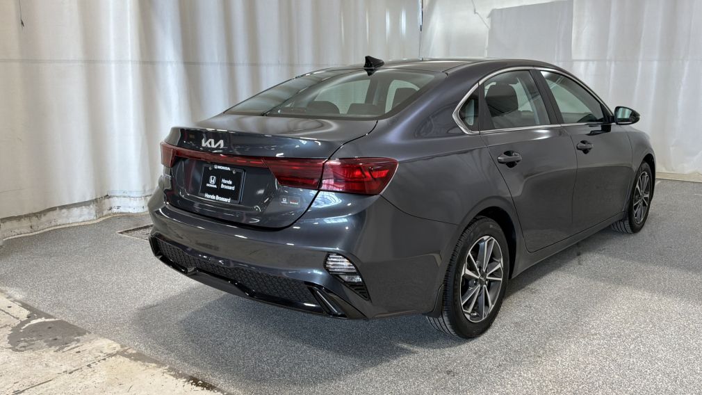 Kia Forte EX 2022 d&rsquo;occasion à vendre - 3