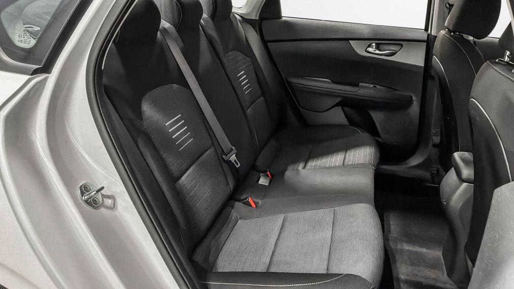 Kia Forte LX 2020 d&rsquo;occasion à vendre - 29
