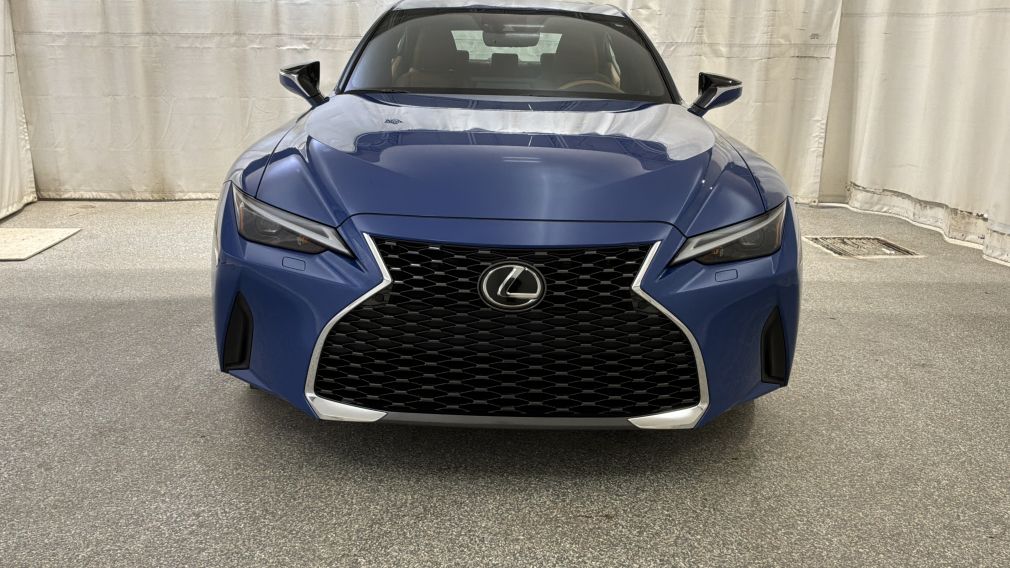 Lexus IS IS 300 2023 d&rsquo;occasion à vendre - 8