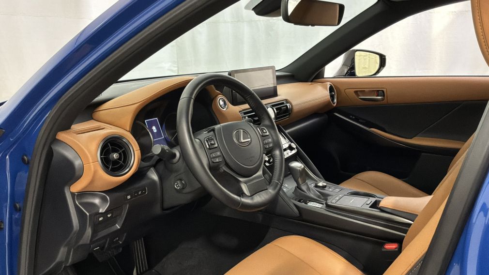 Lexus IS IS 300 2023 d&rsquo;occasion à vendre - 25