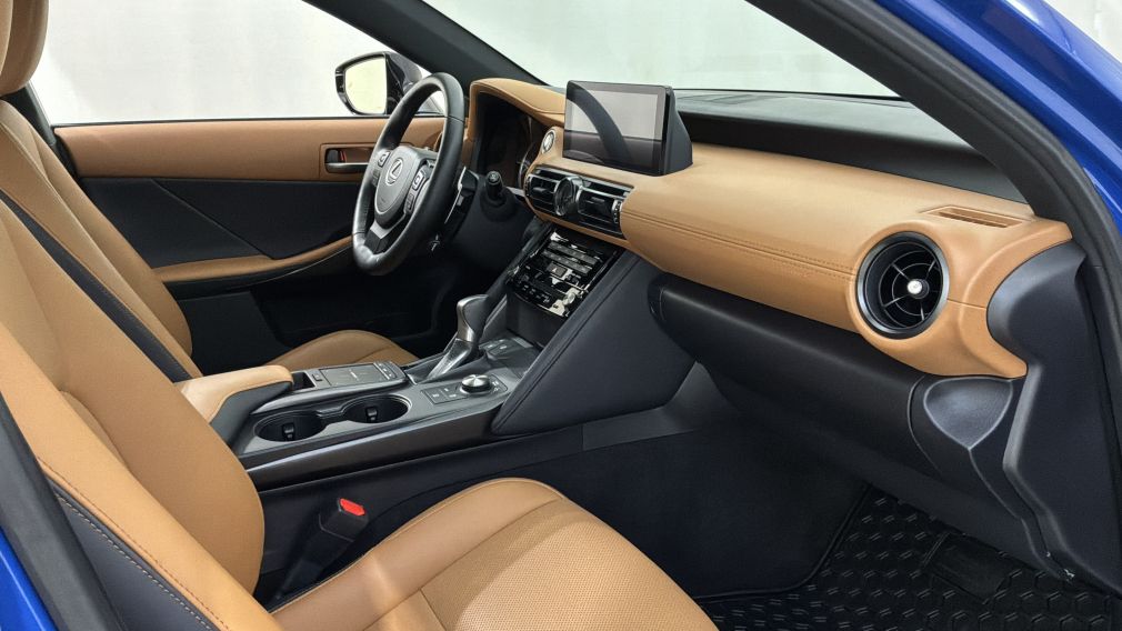 Lexus IS IS 300 2023 d&rsquo;occasion à vendre - 30