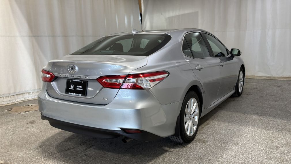 Toyota Camry LE 2019 d&rsquo;occasion à vendre - 3