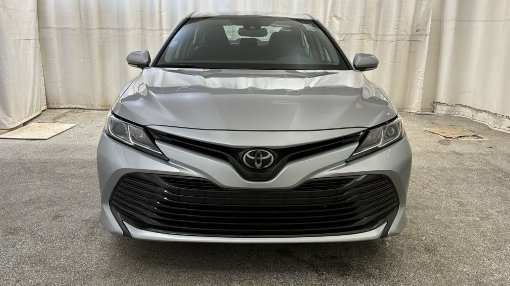 Toyota Camry LE 2019 d&rsquo;occasion à vendre - 8