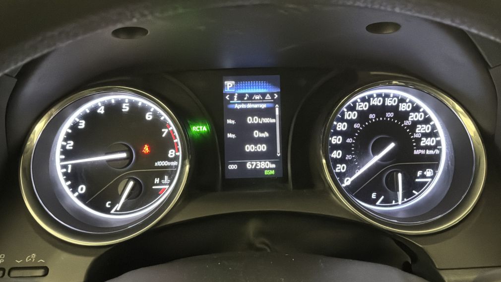 Toyota Camry LE 2019 d&rsquo;occasion à vendre - 14