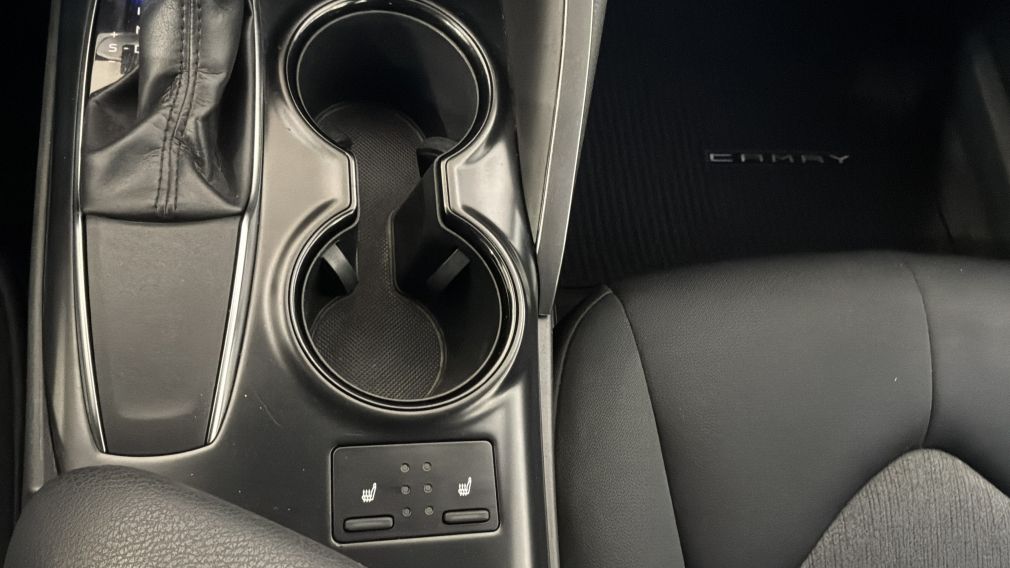 Toyota Camry LE 2019 d&rsquo;occasion à vendre - 18