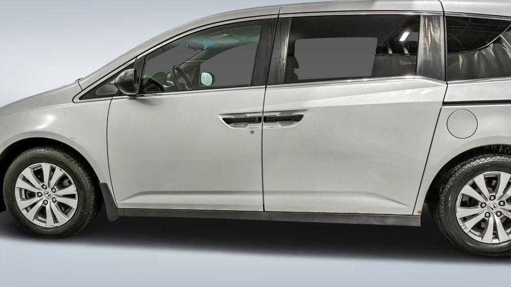 Honda Odyssey SE 2015 d&rsquo;occasion à vendre - 4