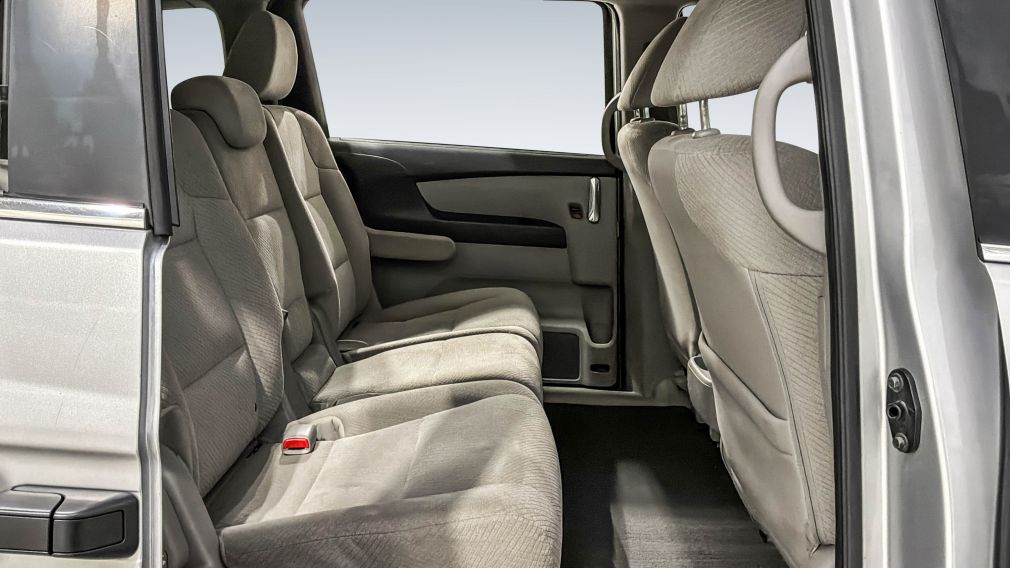 Honda Odyssey SE 2015 d&rsquo;occasion à vendre - 29