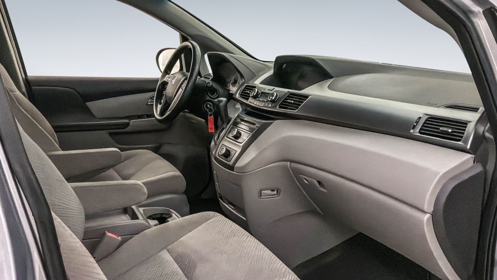 Honda Odyssey SE 2015 d&rsquo;occasion à vendre - 31