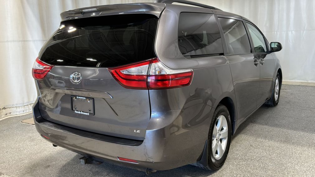 Toyota Sienna LE 2017 d&rsquo;occasion à vendre - 3